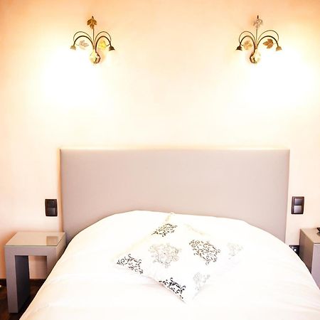Les Ecuries De La Tour Hotel Mondonville Kamer foto